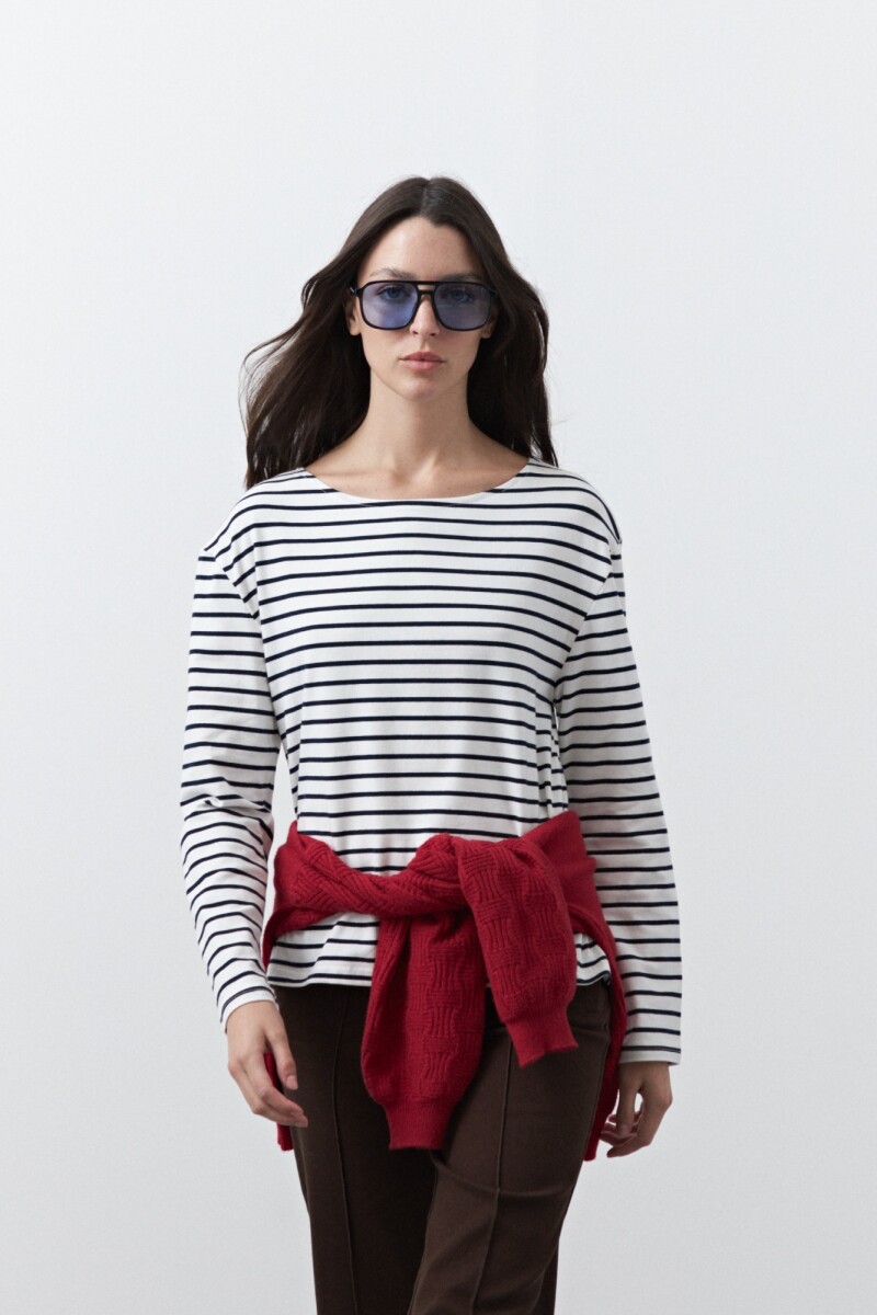 REMERA CHILA Azul Marino