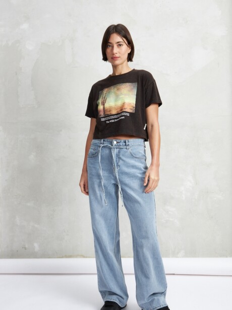 REMERA HINOJO NEGRO