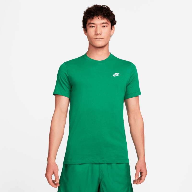 Remera Nike Sportswear Club de Hombre Verde