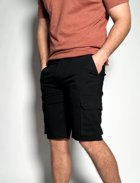 Bermuda cargo de gabardina Nairobi Negro