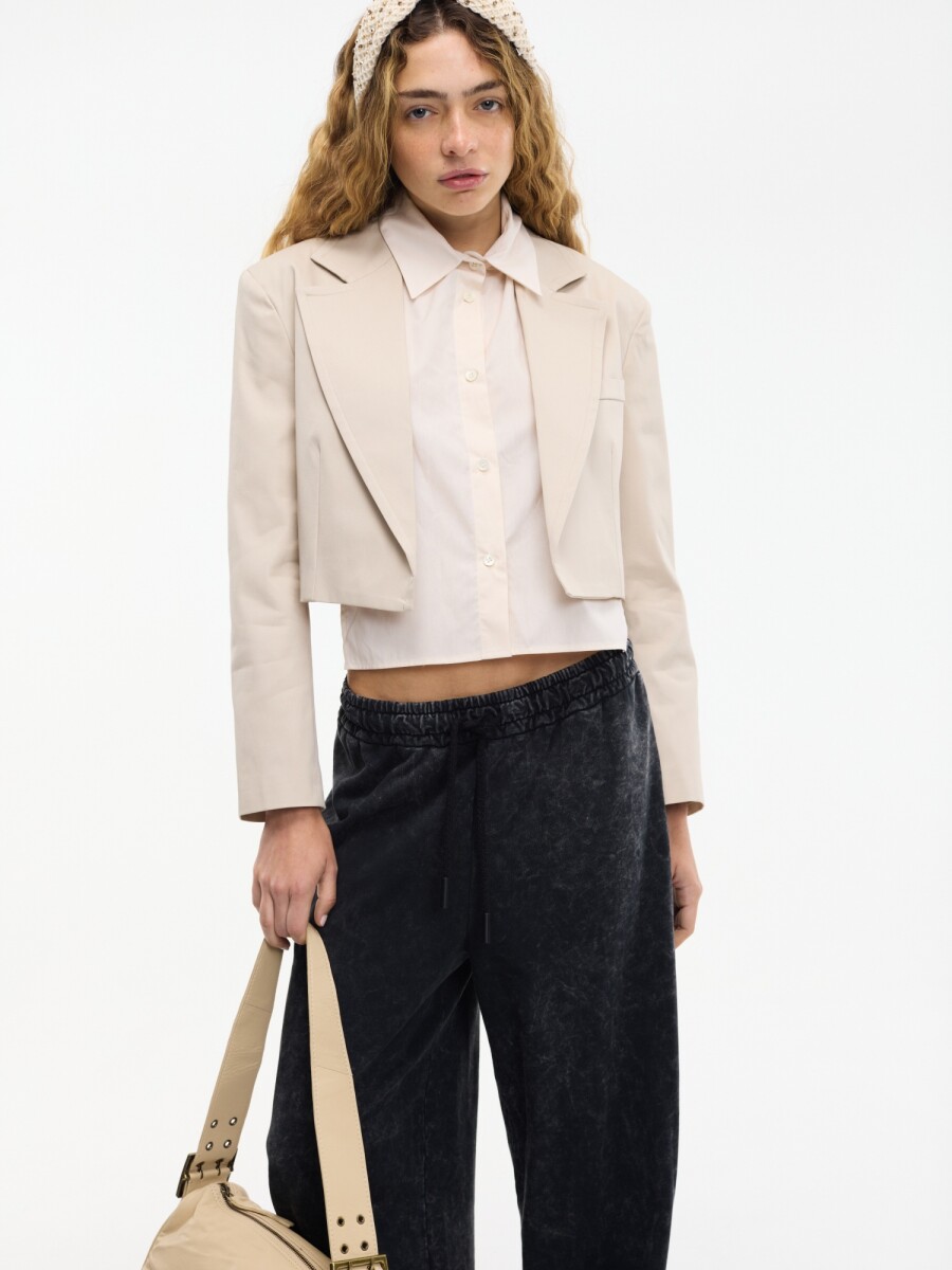 CHAQUETA CON CAMIS 