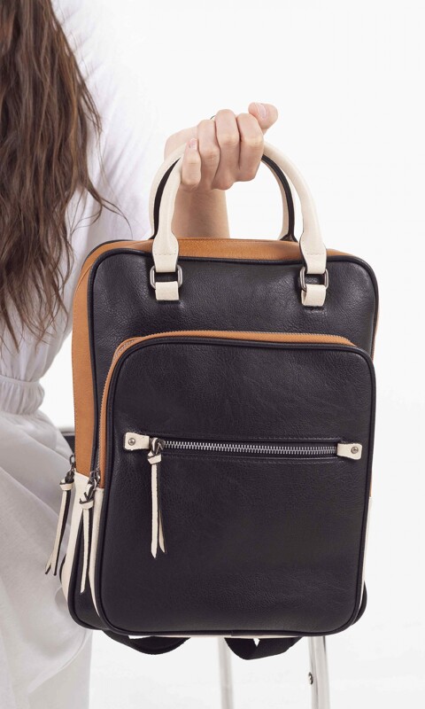MOCHILA CARACAS NEGRO SUELA Y ARENA