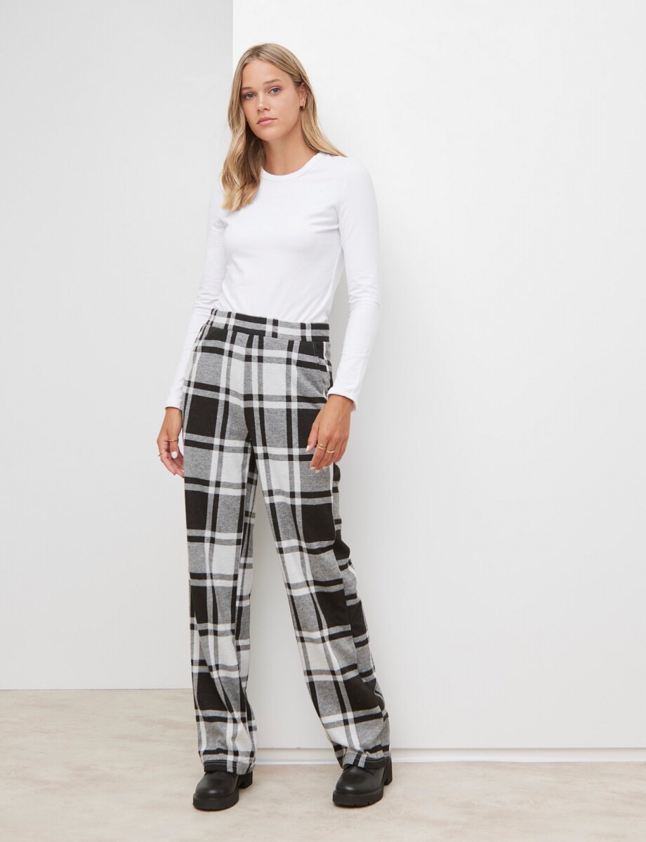 Pantalon Fleece Soft - Negro/blanco 