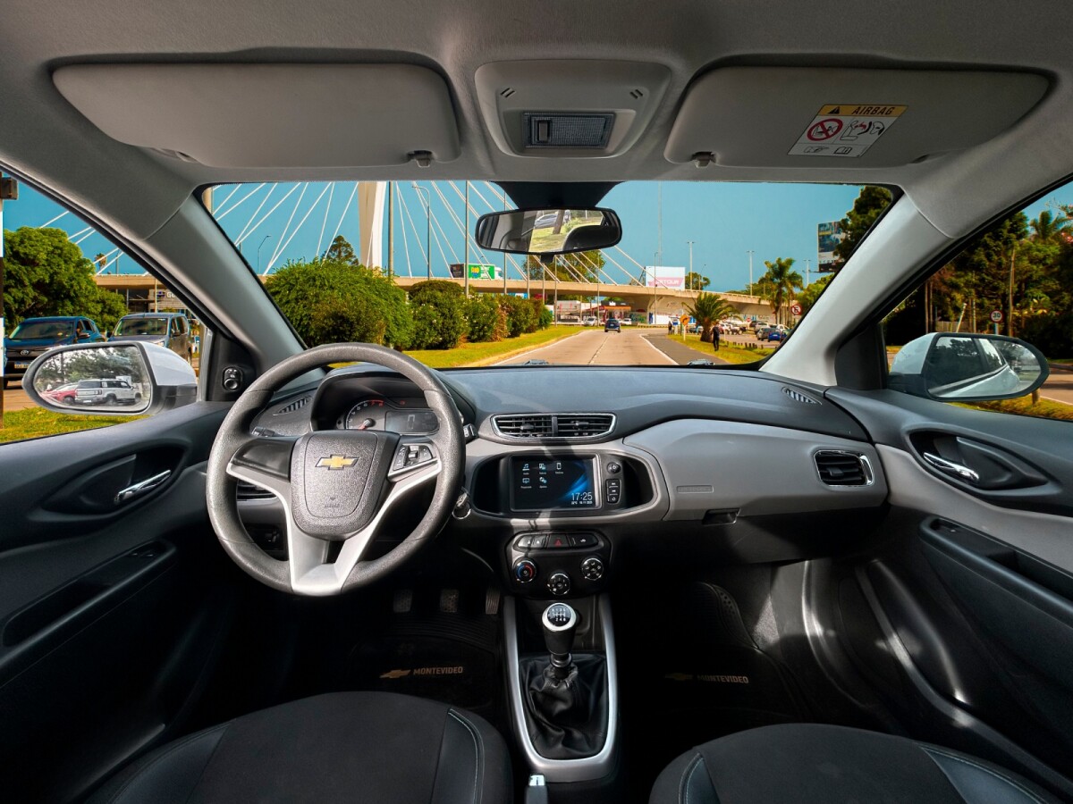 Chevrolet Onix Lt 2019 EXCELENTE ESTADO!| Permuta / Financia Chevrolet Onix Lt 2019 EXCELENTE ESTADO!| Permuta / Financia