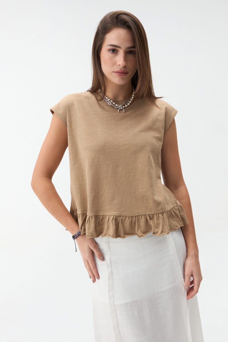 REMERA GIA - Marrón 
