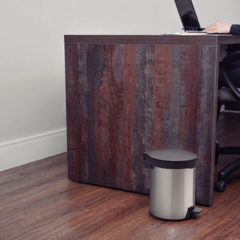 Basurero Papelera con Pedal New Tramontina de acero inoxidable con terminación pulida 5L 94538/705 Basurero Papelera con Pedal New Tramontina de acero inoxidable con terminación pulida 5L 94538/705