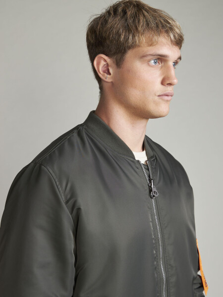 OUTWEAR MILAS VERDE MILITAR