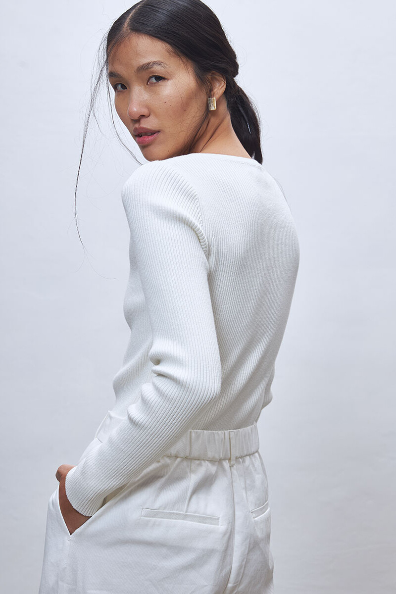 Rina Off White