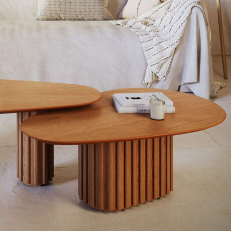 Mesa de Comedor Redonda Li­nea Manhattan Natural