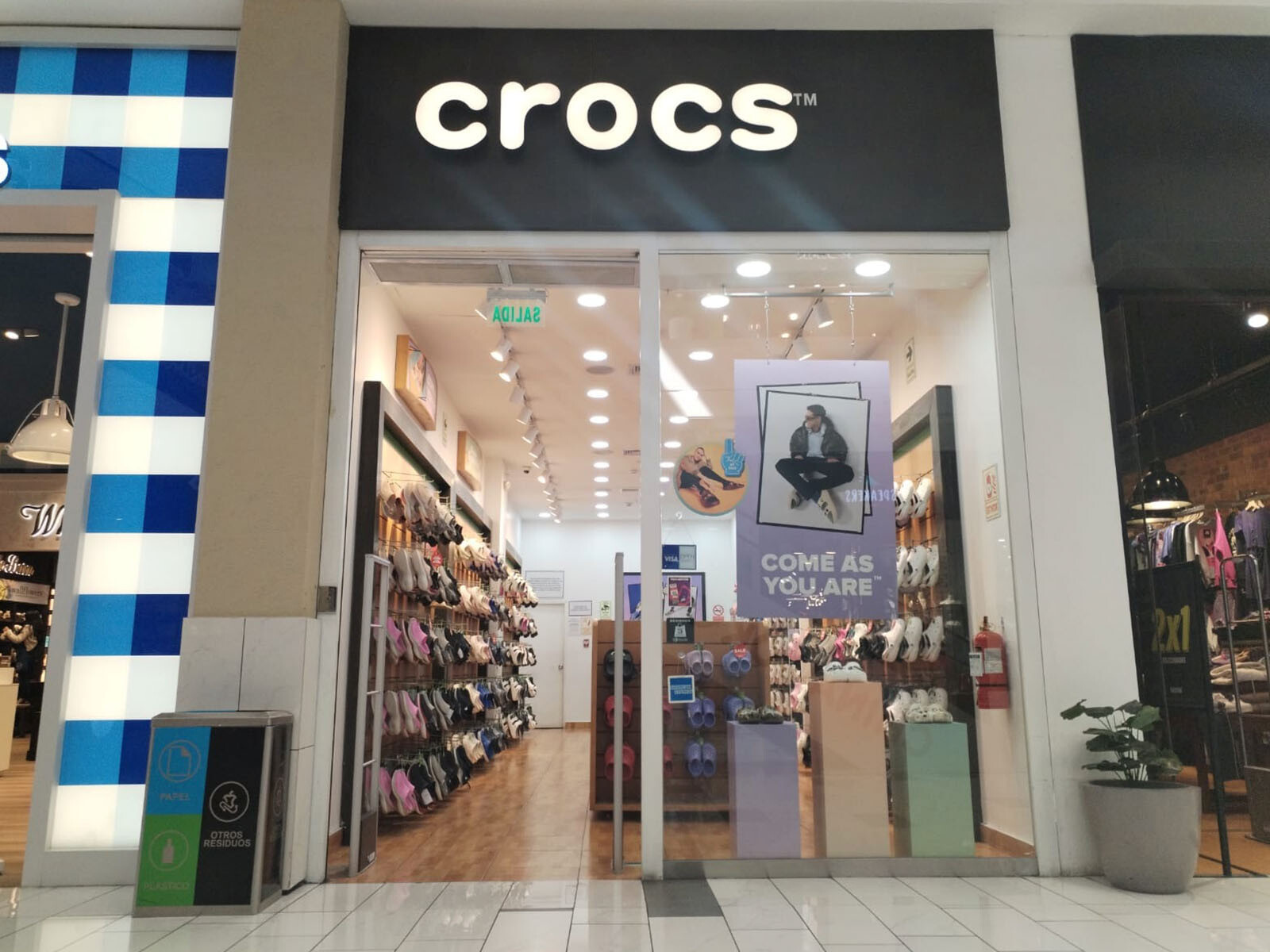 Crocs - Mall Aventura Arequipa