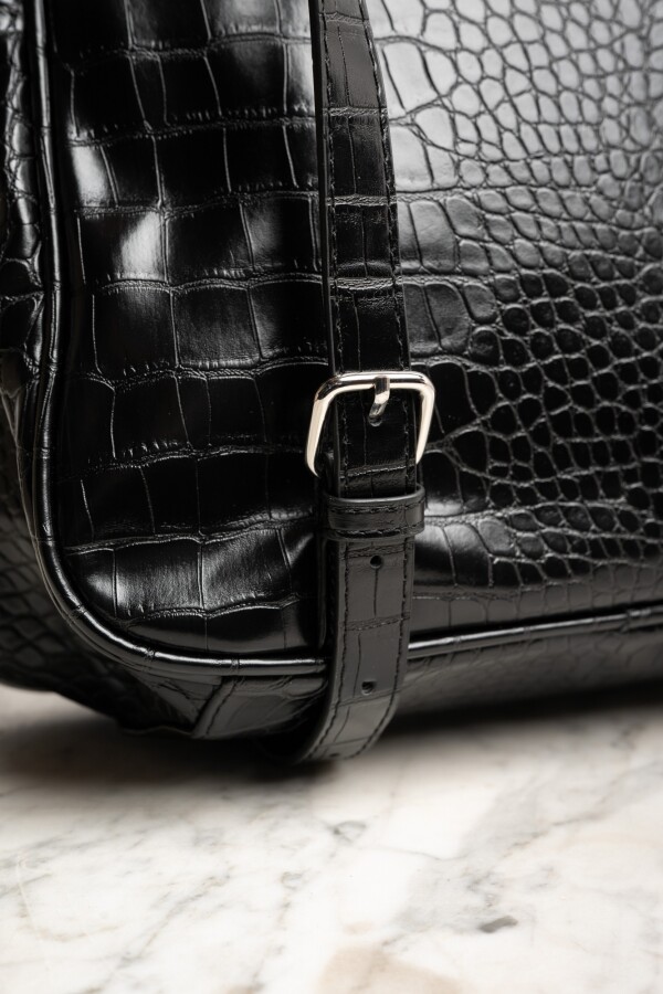 Mochila Midi Croco Negro