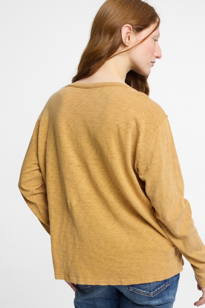 REMERA Ocre
