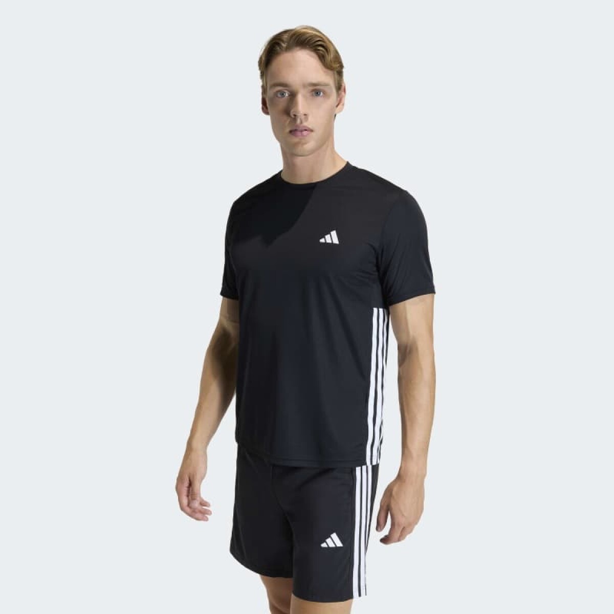 Remera Adidas Workout Essentials Base 3 Rayas - Negro 