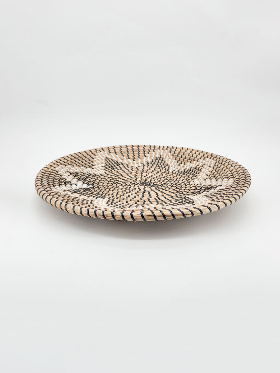 BANDEJA REDONDA TEJIDA - MARRON 