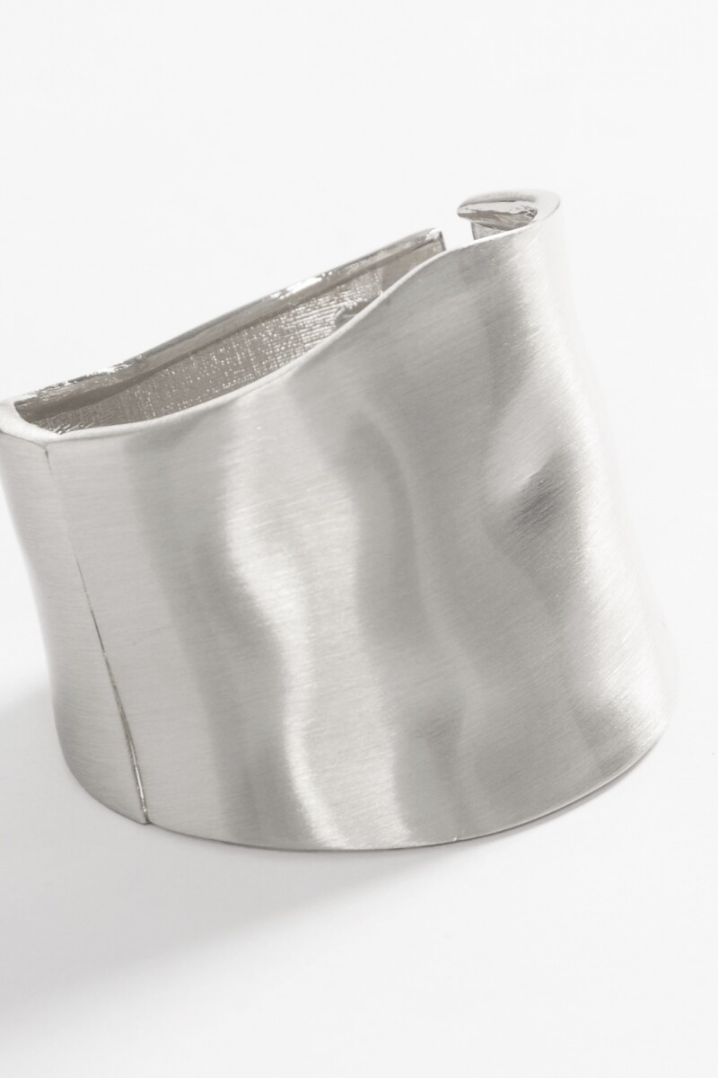 Pulsera cuff texture plateado
