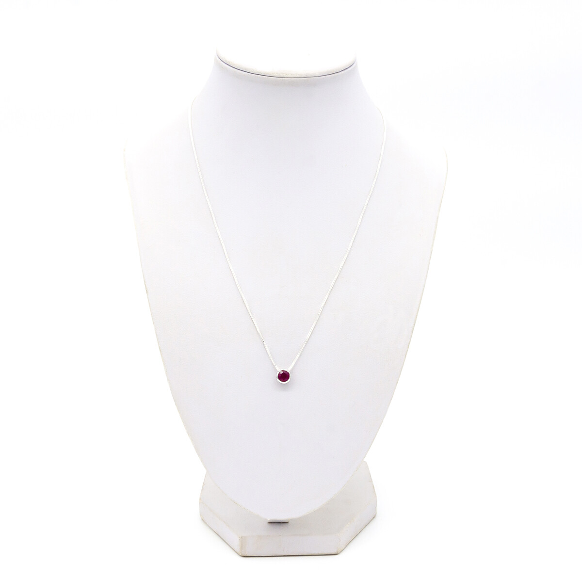 Conjunto de cadena veneciana y dije de plata 925 con granate, PUNTO DE LUZ. 