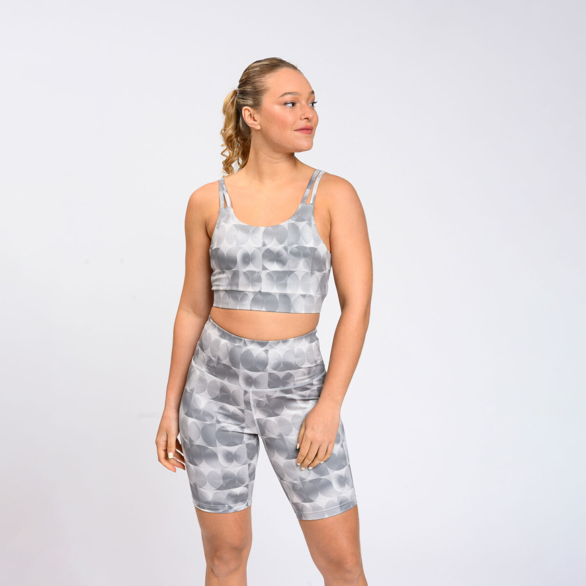 TOP ROSSY Umbro Mujer - 005 