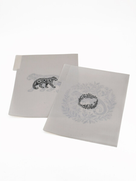 CARPETA PVC LEOPARDO ESTAMPADO 1
