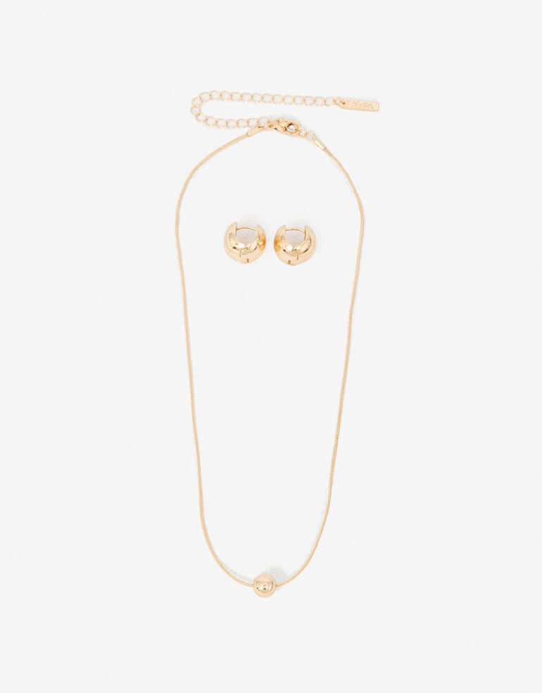 Bijouterie Set Metal Set De Aros Pasantes Y Collar Con Dije - Dorado