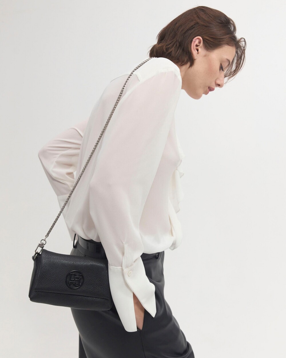 Mini Bag Bloom En Cuero Graneado Negro