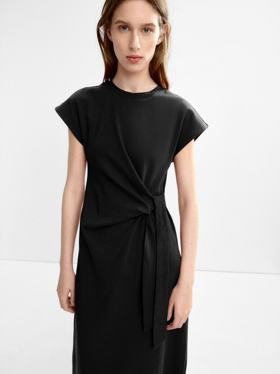 Vestido Drapeado Con Lazo negro