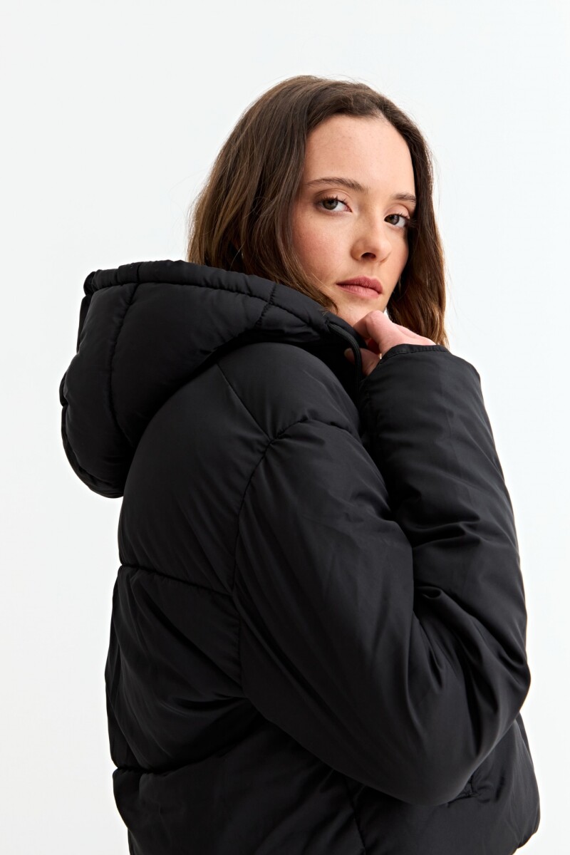 Campera puffer crop NEGRO
