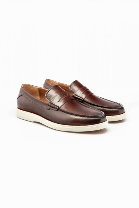 Mocasín cuero Marrón