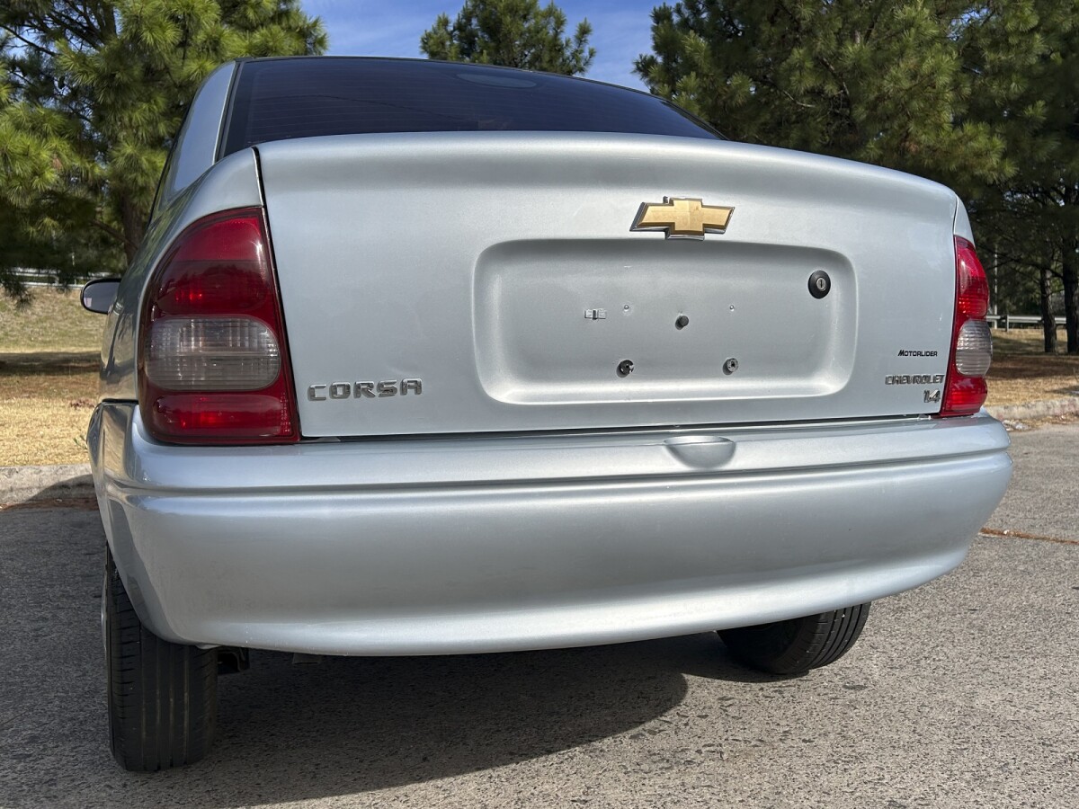 Chevrolet Corsa Classic Super 1.4 | Permuta / Financia Chevrolet Corsa Classic Super 1.4 | Permuta / Financia