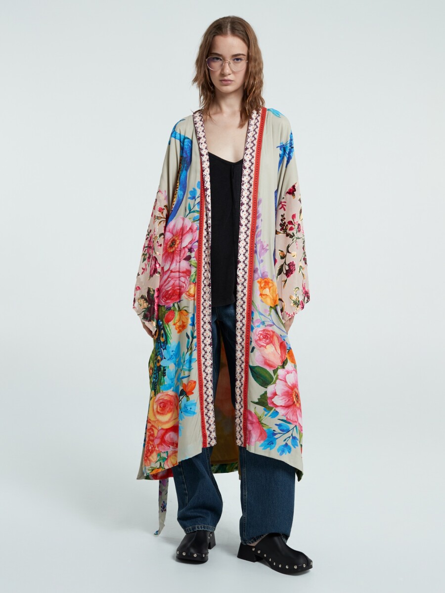 FANTASY KIMONO 
