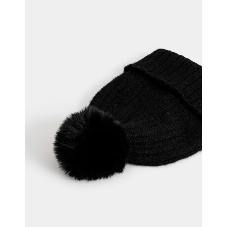 Gorro Tejido Con Pompón Negro