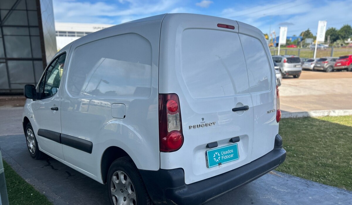 PEUGEOT PARTNER FURGON 1.6 2016 PEUGEOT PARTNER FURGON 1.6 2016
