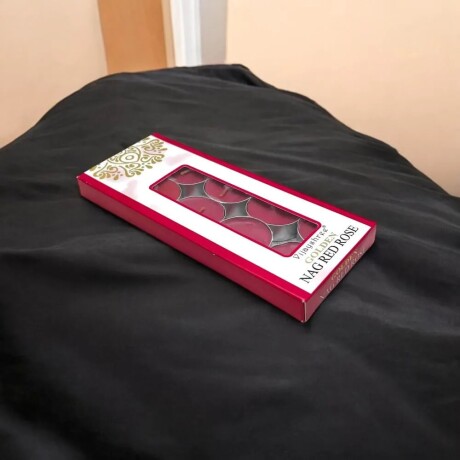 Vela x10 Aromática Golden Nag Red Rose