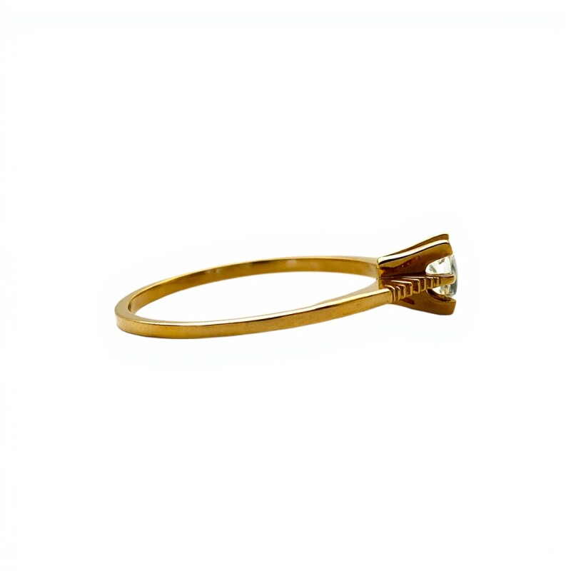 Anillo Solitario-Oro bajo-Piedra Zirconia-AN8056 conpiedra