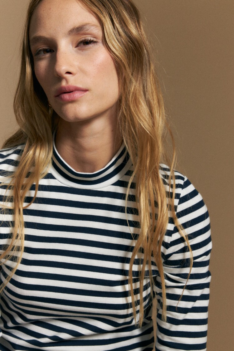 POLERA JOACO Azul Marino