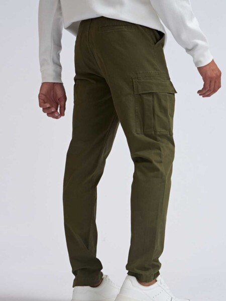 Pantalón cargo clásico Verde Militar