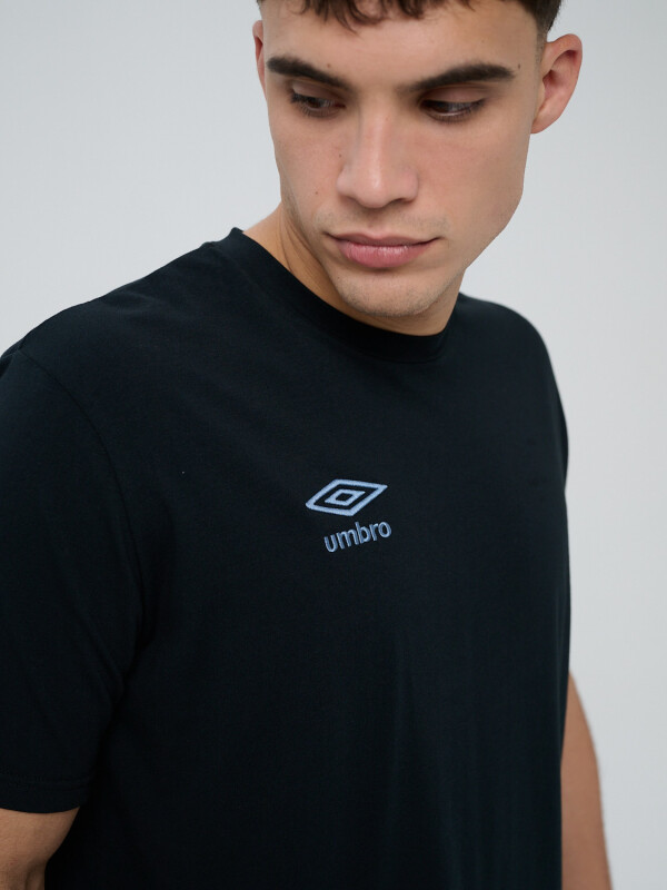 REMERA MELT Umbro Hombre 002