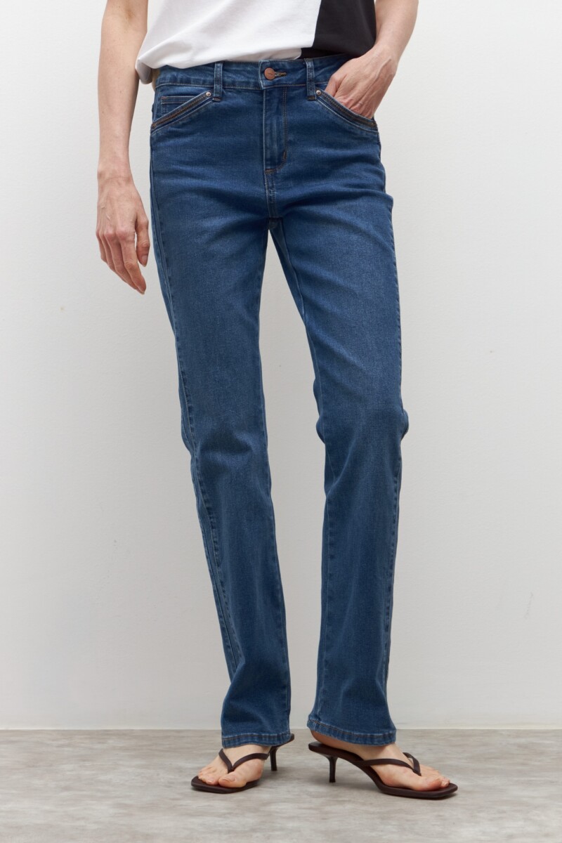 Jean recto Julieta jean medio