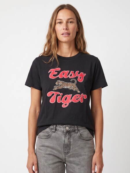 REMERA DENA VARIANTE 6