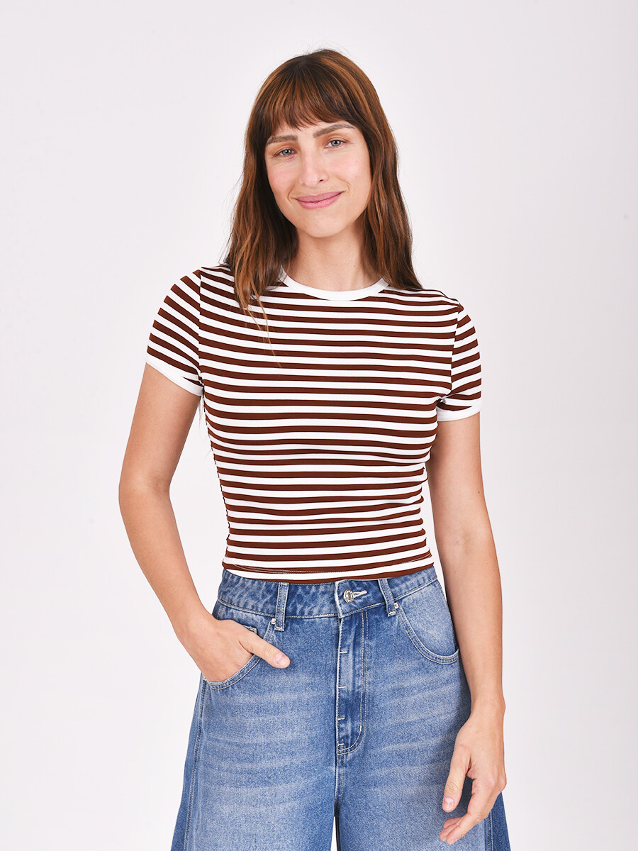 REMERA LUCCA - VARIANTE 2 