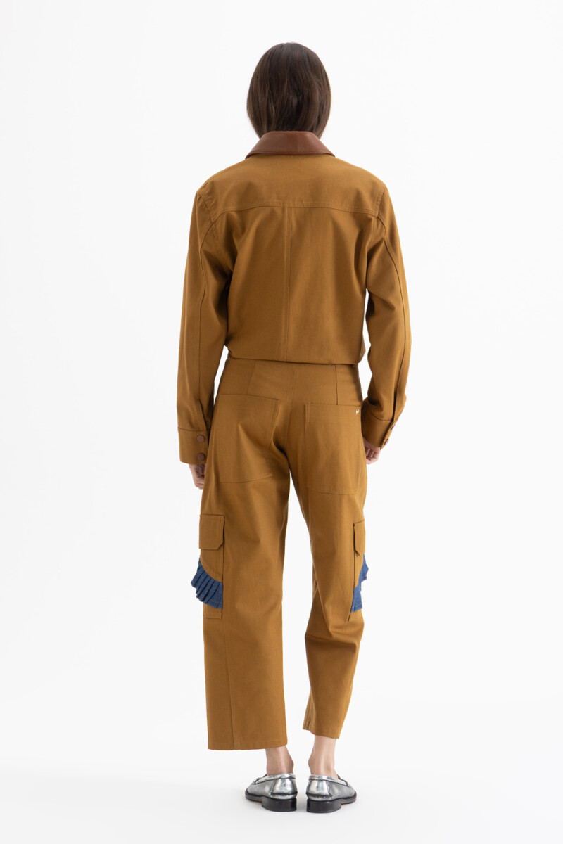 PANTALON AIR Caramelo