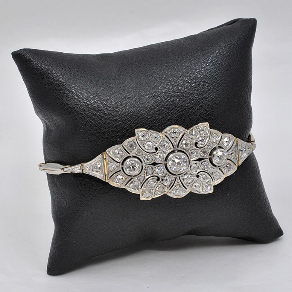 Pulsera Estilo Antiguo, En Oro 18K, Platino Y Brillantes Pulsera Estilo Antiguo, En Oro 18K, Platino Y Brillantes