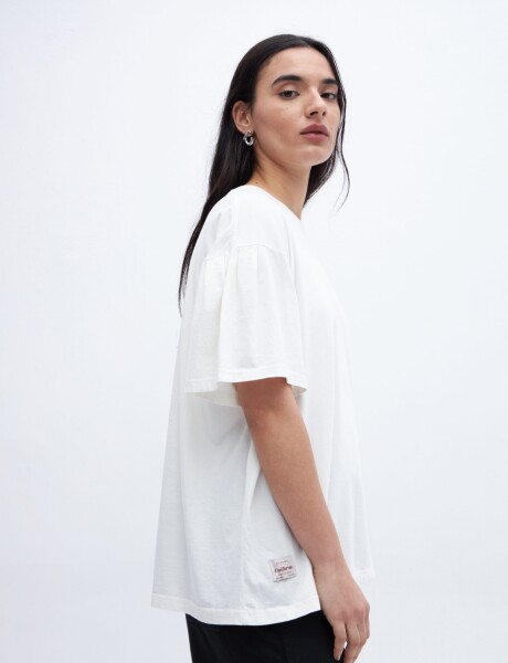 Remera Bronte Off white