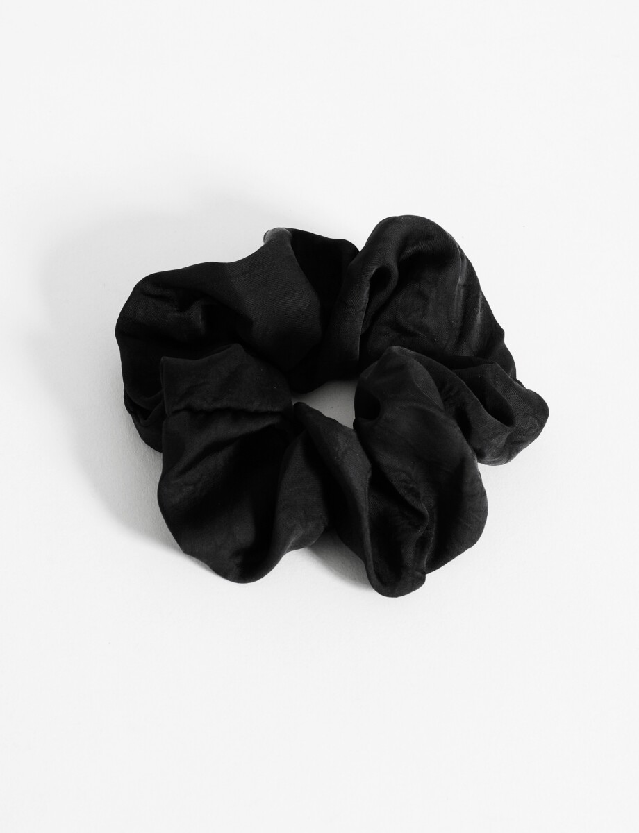 Gomita scrunchie de tela - negro 