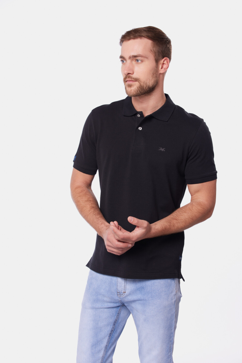 REMERA POLO LISA Negro