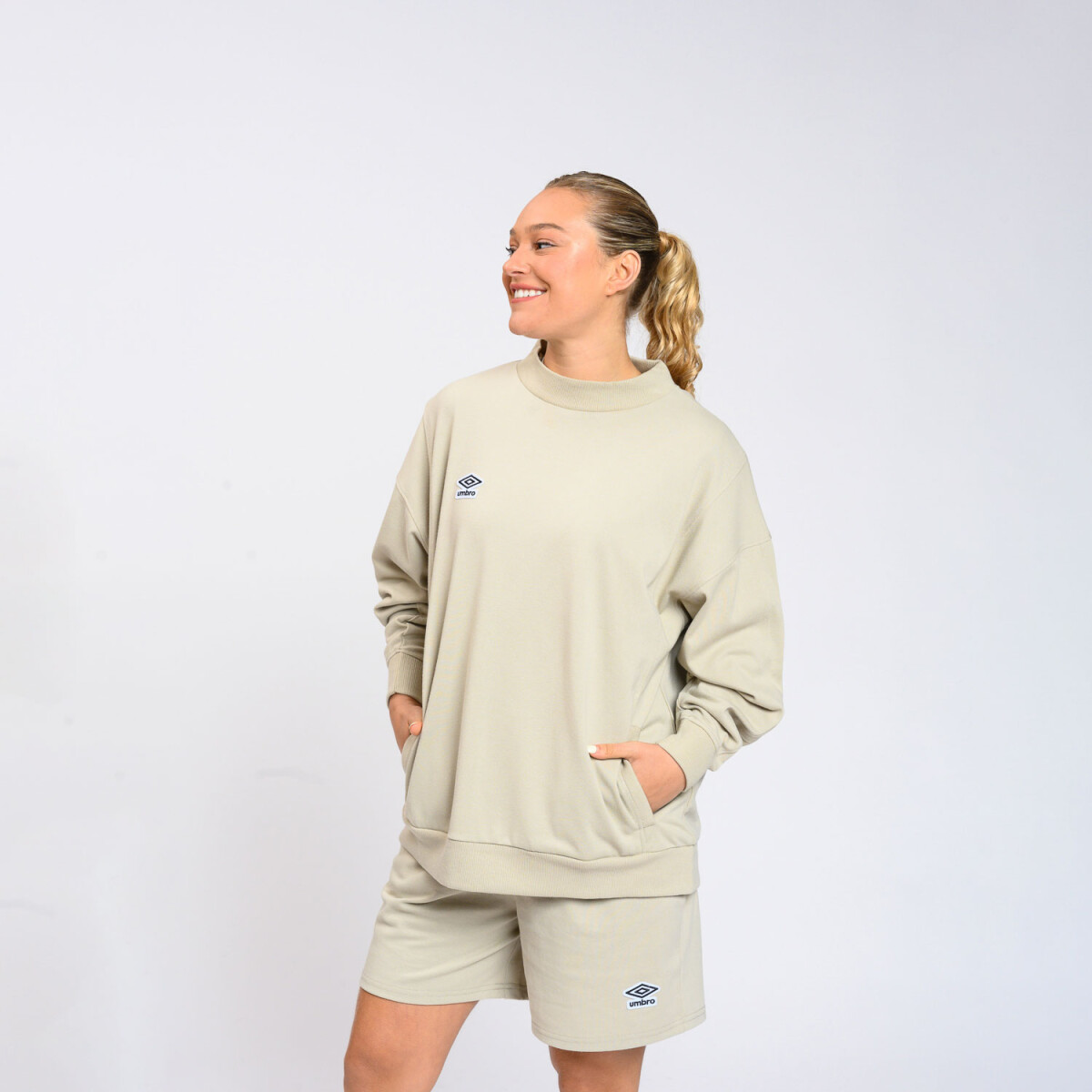 BUZO FELT DAMA Umbro Mujer - 00b 