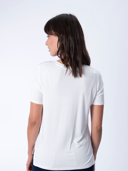 Remera manga corta escote Cruda