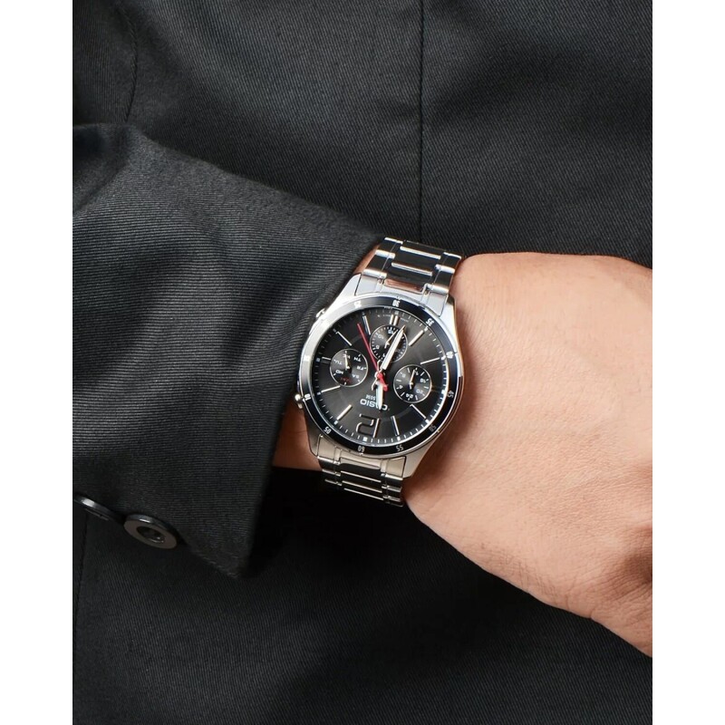Reloj análogo Casio en acero Reloj análogo Casio en acero
