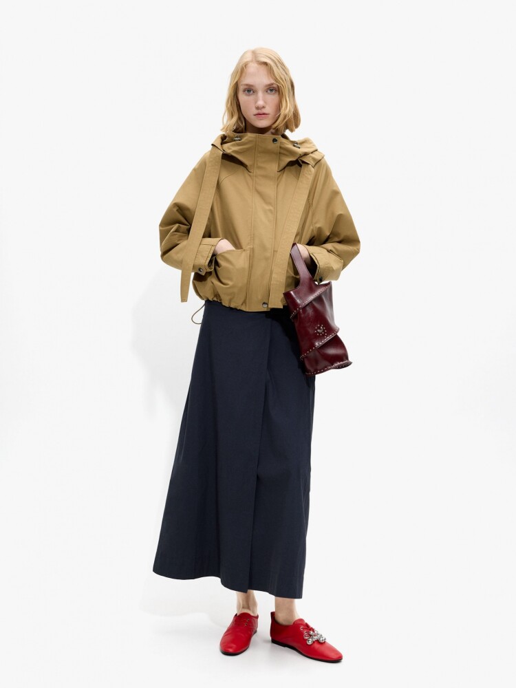 Chaqueta Con Capucha Water Repellent camel