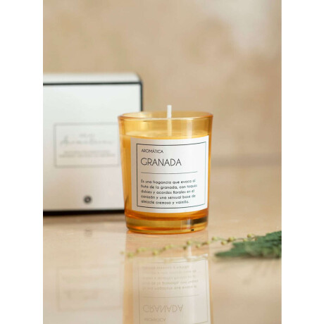 Vela aromática granada Negro