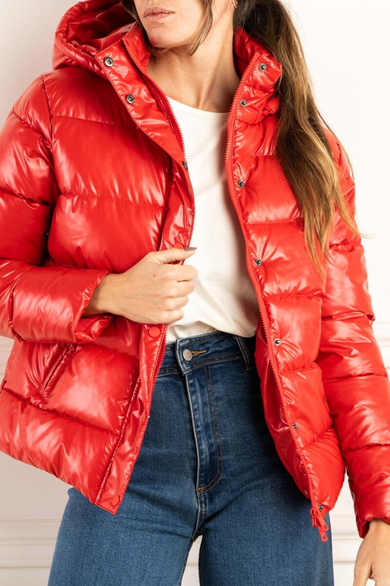 Campera Engomada Water Repellent Rojo